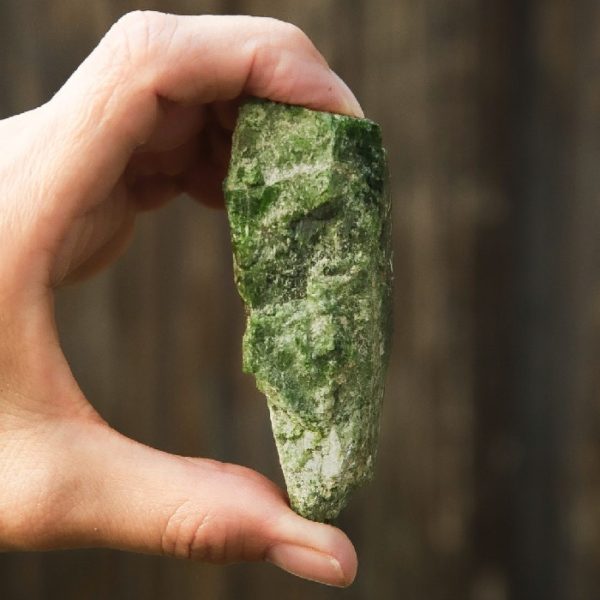 rough diopside