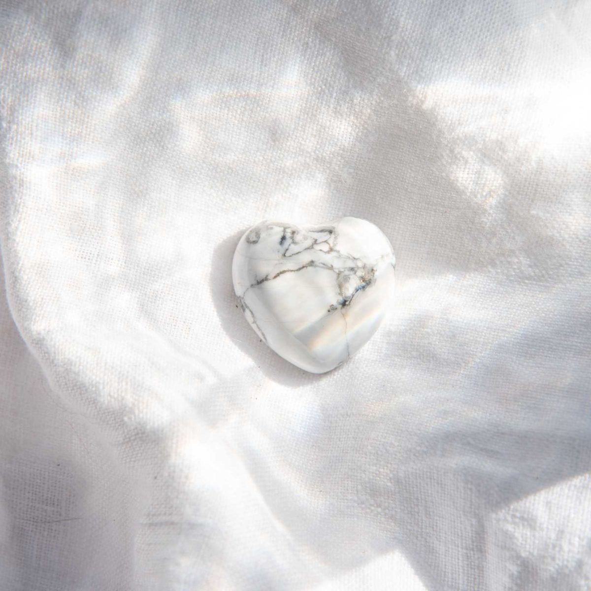 howlite gemstone heart