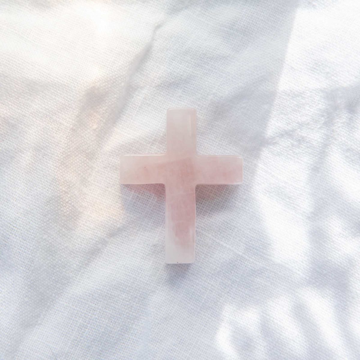 rose quartz gemstone cross pendant