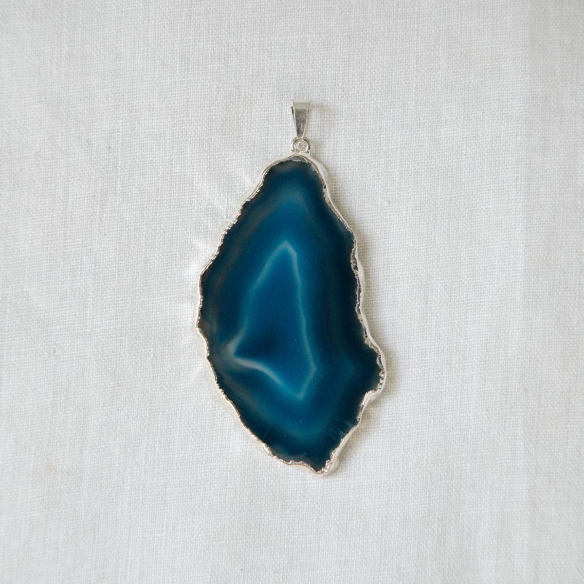 agate slice pendant