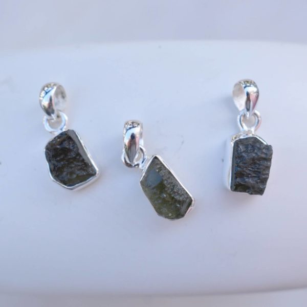 moldavite pendant