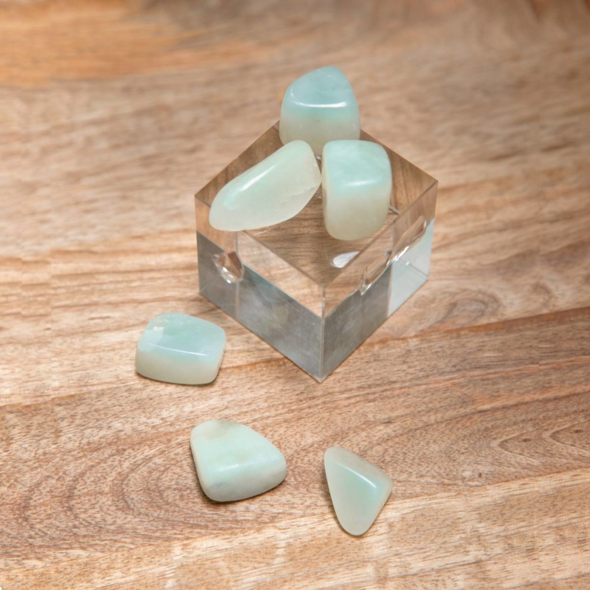 jadeite tumble stone