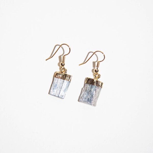 kyanite earring
