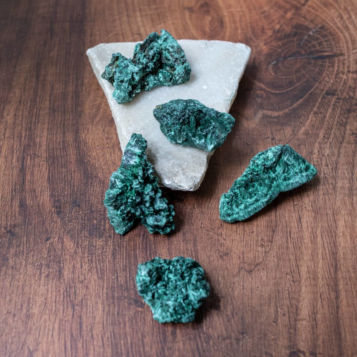 malachite rough stone