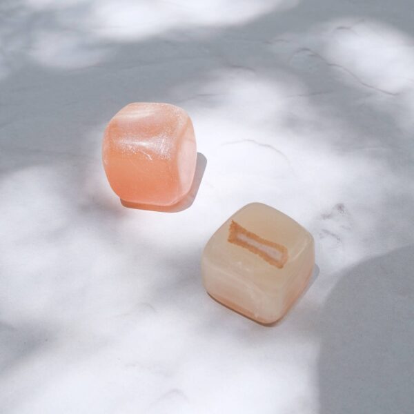 honey calcite