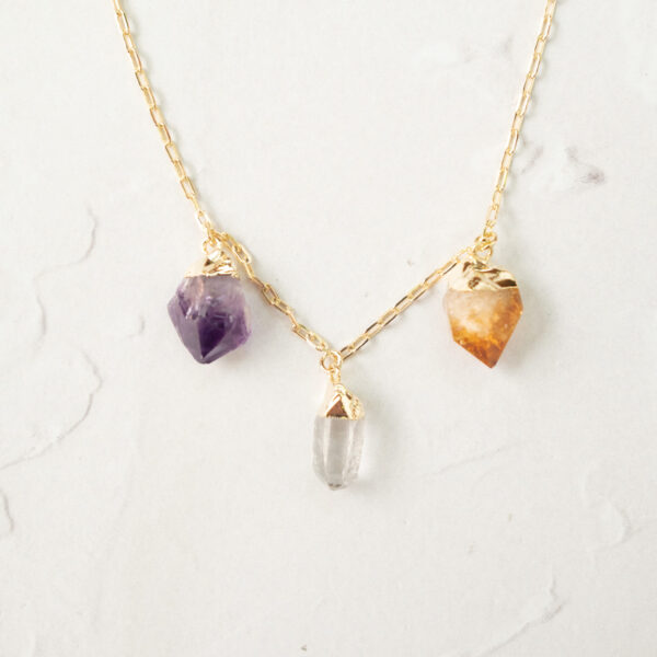 3 gemstone necklace