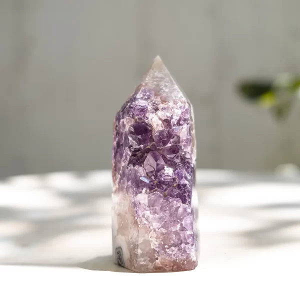 amethyst druzy point